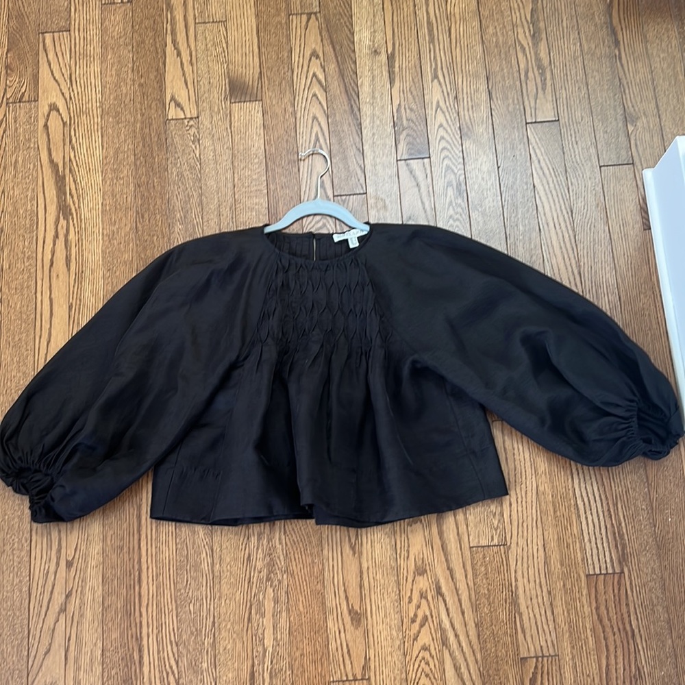 Shona Joy Black Smocked Cropped Balloon-Sleeve Top - Picture 8 of 8